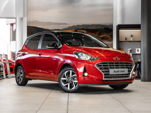 An image of a Used Red Hyundai Grand i10 1.2 Fluid A/T