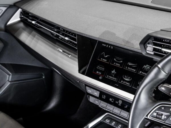 Interior view of the Audi A3 Sedan 35 TFSI.