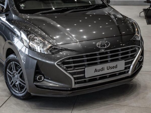 Image of a Hyundai Grand i10 1.0 Fluid showcasing its sporty design and features.