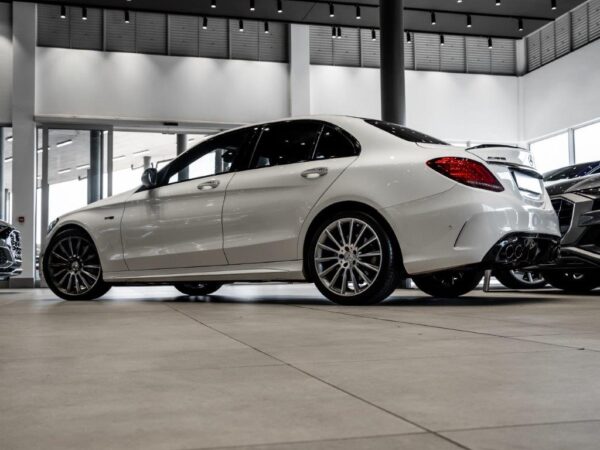 2023 Mercedes-AMG C43 4MATIC showcasing its sleek design and sporty features.