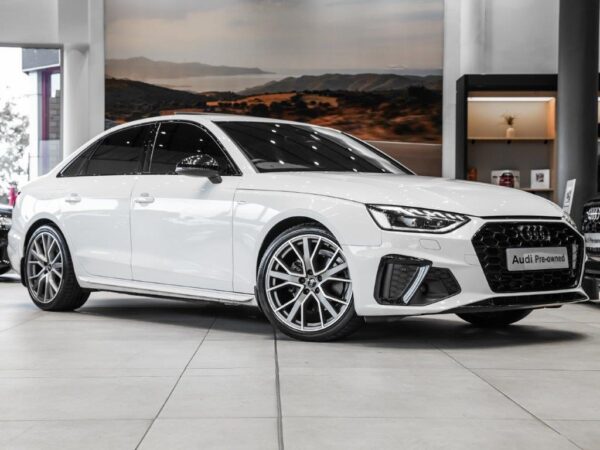 Audi A4 40 TFSI S Line Stronic (B9) in white, showcasing its sleek design and sporty features.