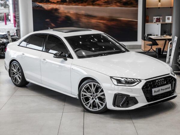 Audi A4 40 TFSI S Line Stronic (B9) in white, showcasing its sleek design and sporty features.